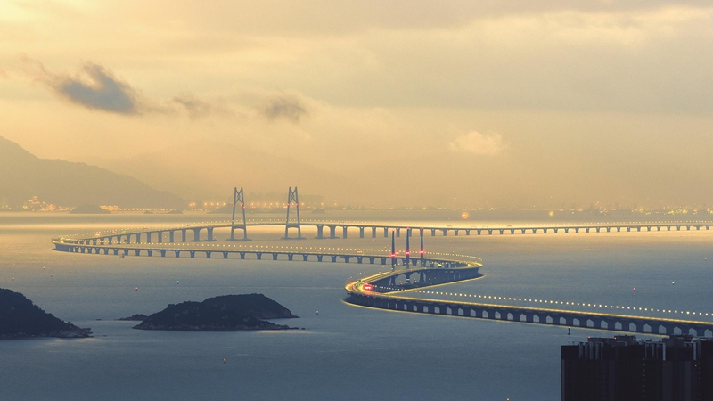 10、龐源租賃參建國家“世紀(jì)工程”港珠澳大橋（2012—2017年）_副本.jpg